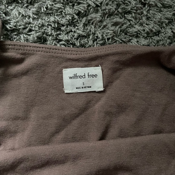 Orbit tank, Aritzia - Picture 3 of 3